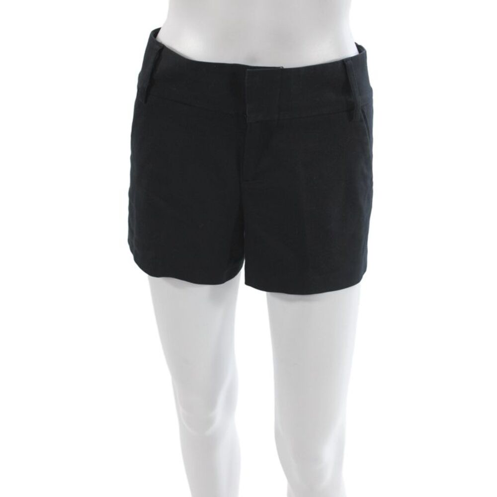 Alice + Olivia Women Chino Shorts Black Size 0